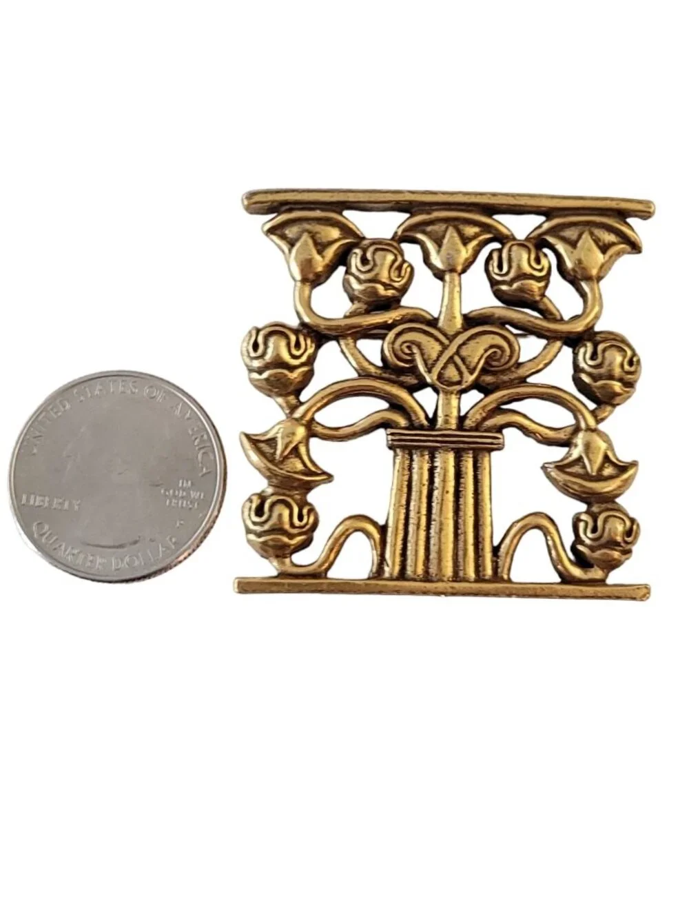 Metropolitan Museum of Art Gold Tone Corbel Flower Tree of Life Pin Brooch, M601